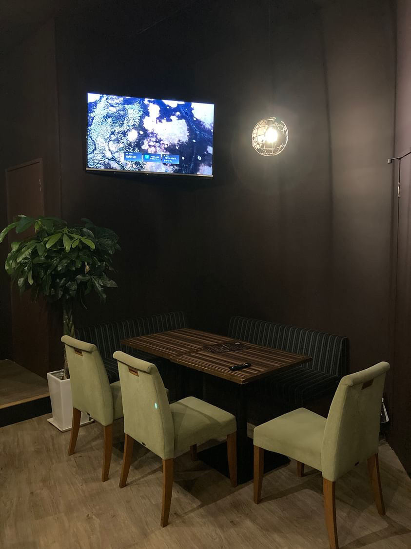 店内のモニター